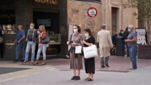 turistas-mascarilla-palma-compras