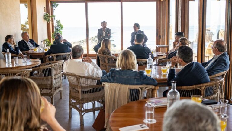 desayuno columnistas Mallorcadiario oct 2021