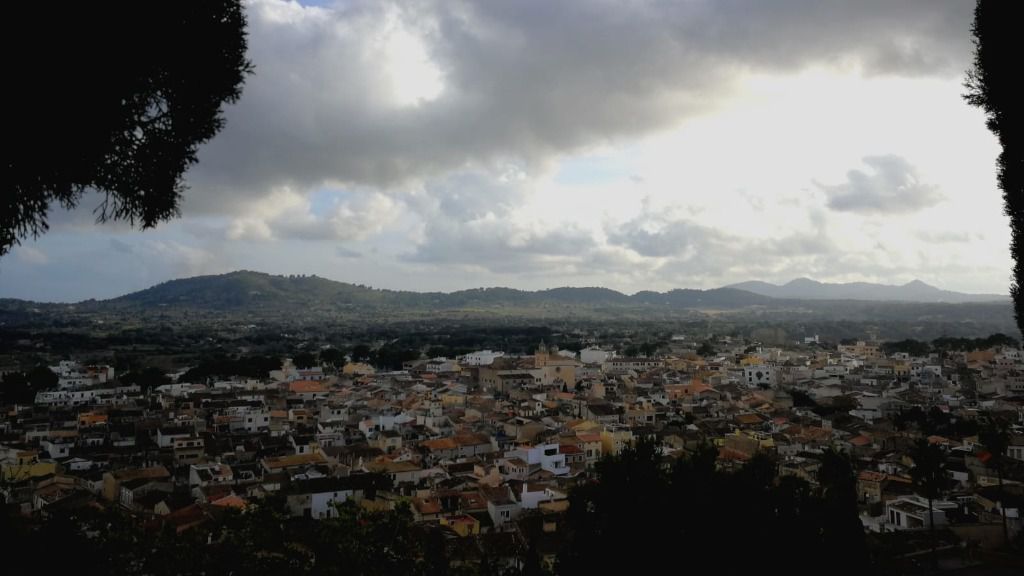 Arta murallas nubes