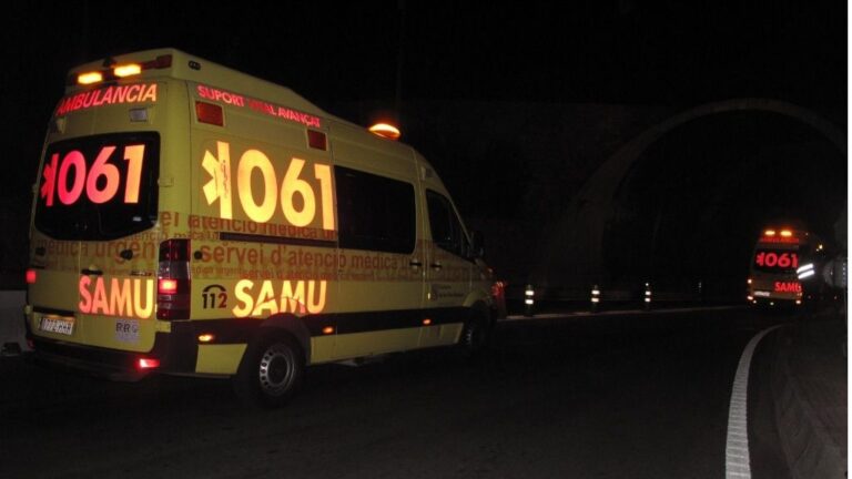 ambulancia noche