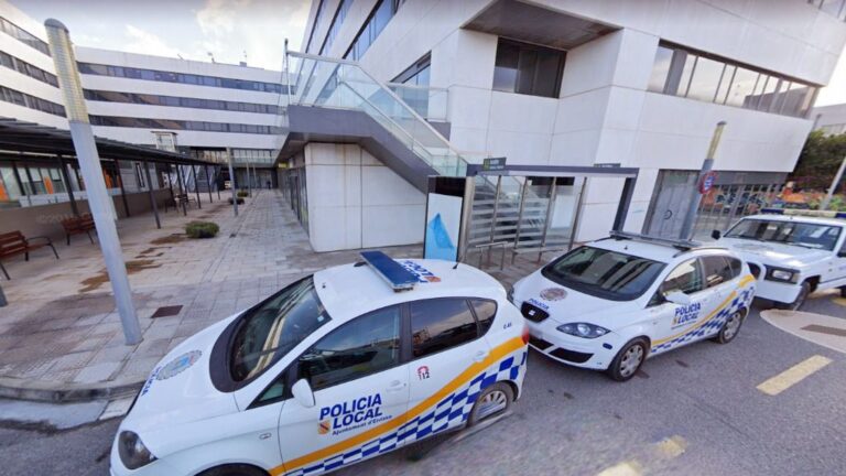 Polic&iacute;a ibiza