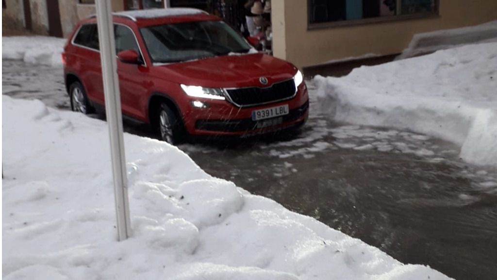 Granizada en Cala Rajada