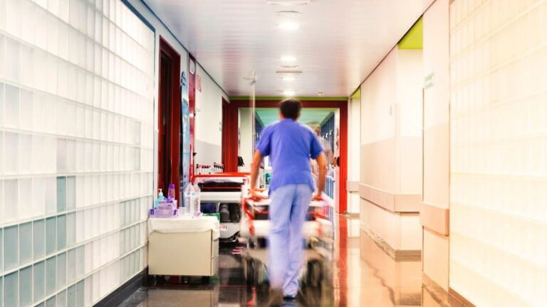 enfermero son espases hospital