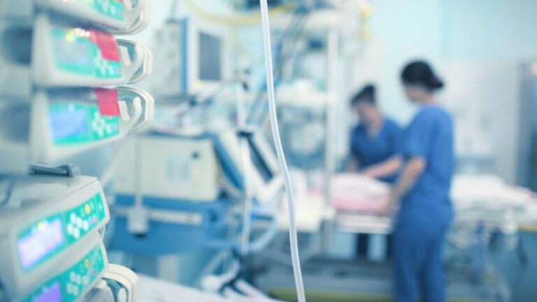 coronavirus-hospital-uci