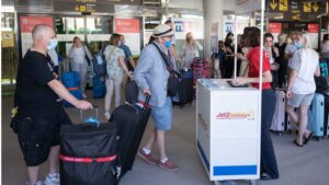 turistas britanicos aeropuerto coronavirus