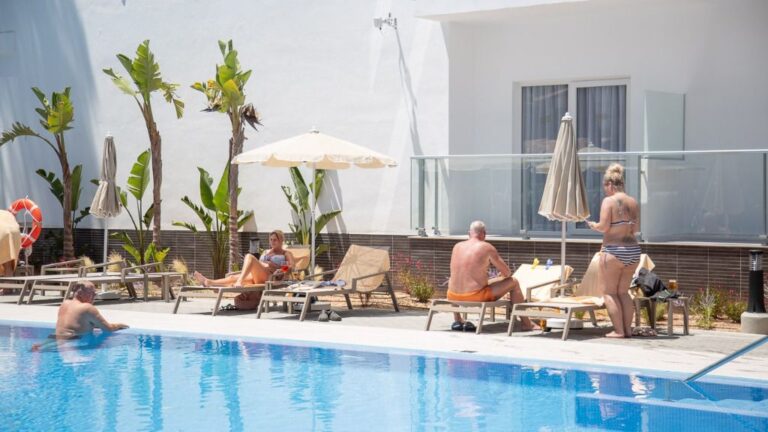 Primeros turistas en Mallorca tras el coronavirus