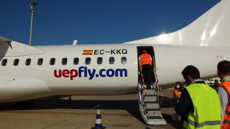 uepfly avion menorca