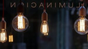 electricidad luz bombilla energ&iacute;a