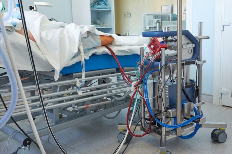 coronavirus-hospital-uci