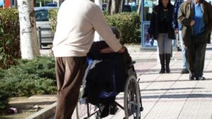 ancianos dependencia