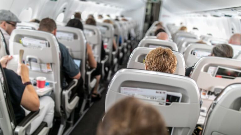 pasajeros avión