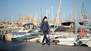 meteo-sol-paseo-maritimo-mascarilla