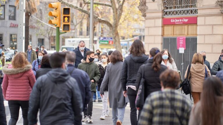 calle-gente-coronavirus