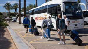 turistas britanicos aeropuerto coronavirus