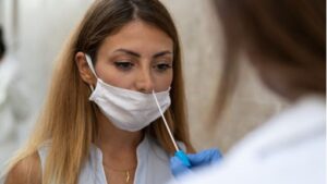coronavirus-pcr-antigenos-mascarilla