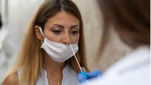 coronavirus-pcr-antigenos-mascarilla