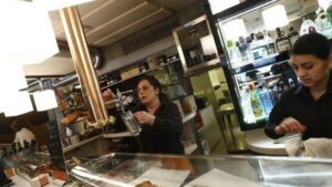 trabajadores hosteleria bar