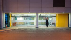 urgencias son espases policia hospital