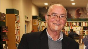 @Los Bravos Facebook