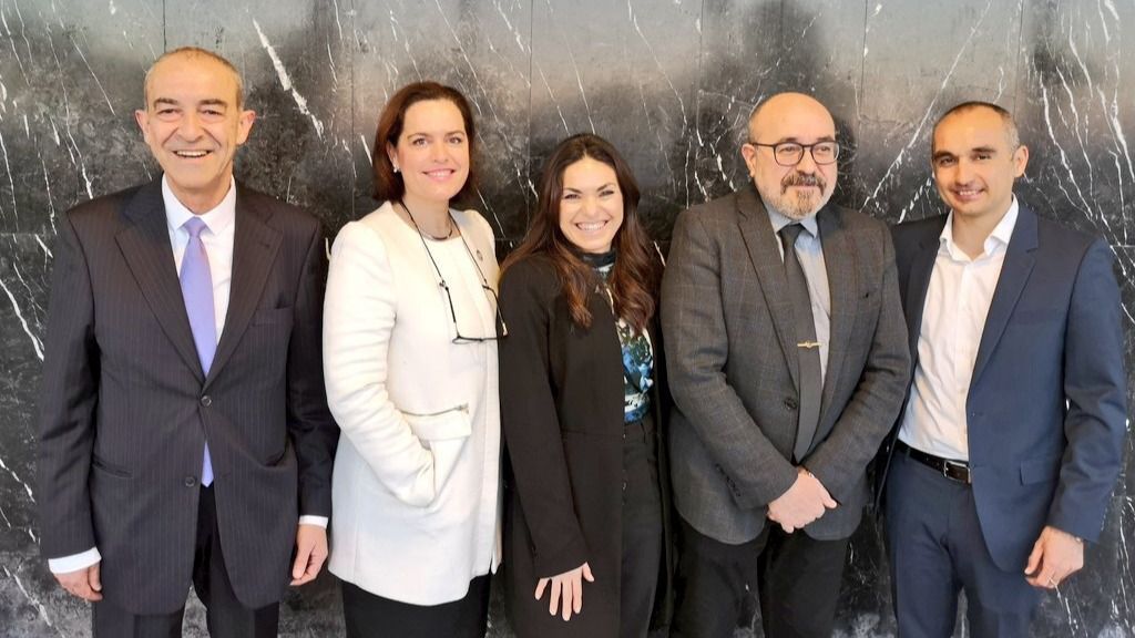 Parte del equipo directivo de Laminar Pharma
