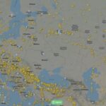 Imagen del visor en tiempo real que este jueves muestra que los aviones evitan el espacio aéreo de Ucrania