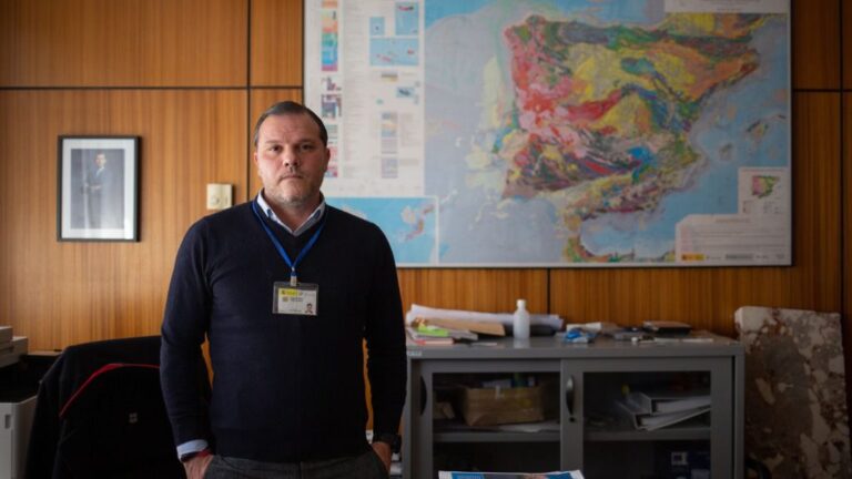 Jefe en Baleares del Instituto Geológico y Minero de España