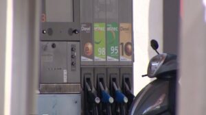 El abaratamiento de la electricidad y la gasolina modera la inlaci&oacute;n al 2,2 por ciento en abril.