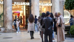 entrada-tienda-ropa-palma-clientes