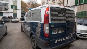 Polic&iacute;a Nacional en Son Goleu