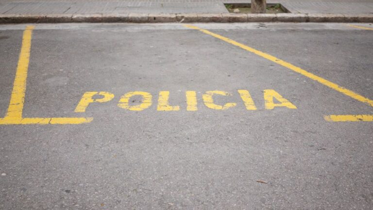 Polic&iacute;a Nacional