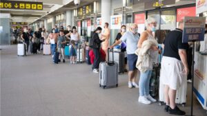 turistas britanicos aeropuerto coronavirus