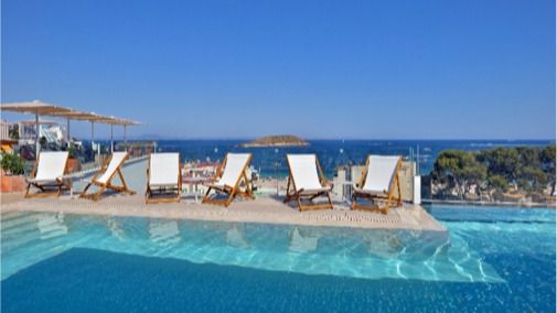 piscina hotel