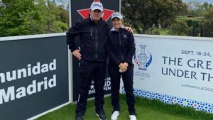 Luna Sobr&oacute;n junto a Marcos Sobr&oacute;n, padre y coach, esta misma ma&ntilde;ana en el RACE