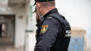 Polic&iacute;a Nacional