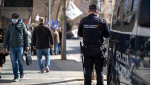 Policia Nacional Patrullando Avenidas