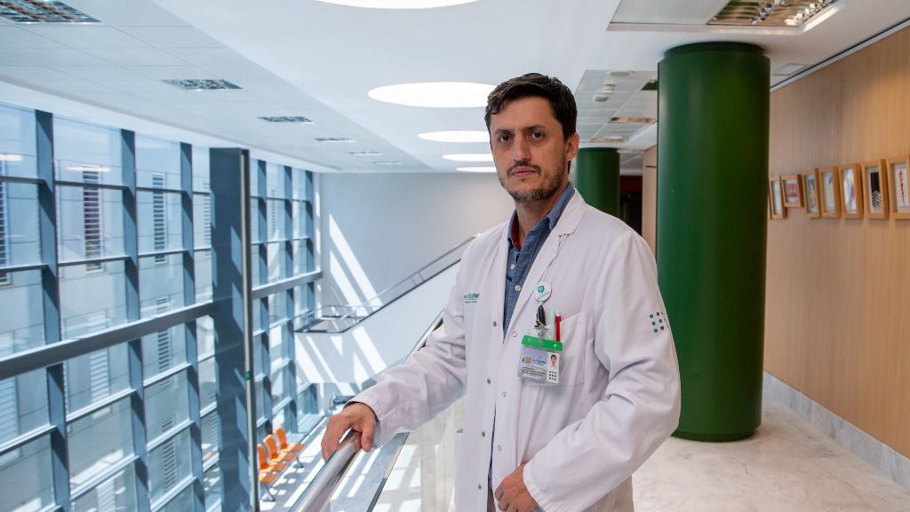 cirujano Segura son espases balconing