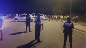 fiesta ilegal policia local