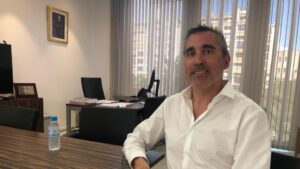 carles recasens colegio de medicos