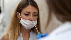 coronavirus-pcr-antigenos-mascarilla