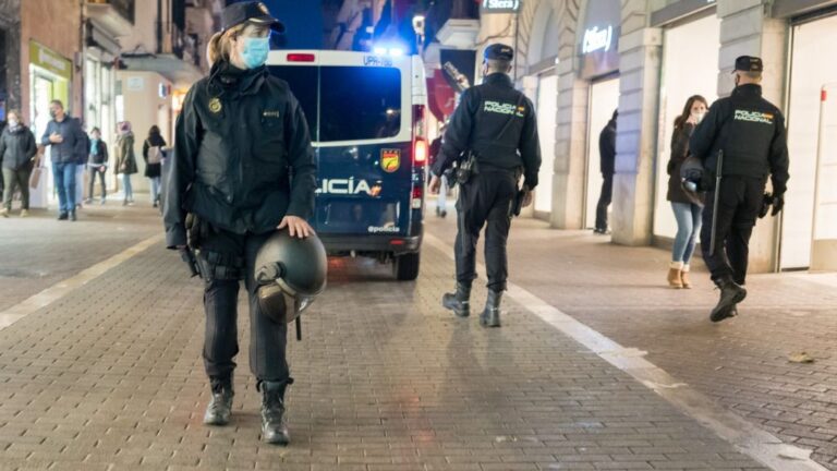 Policía Nacional Noche