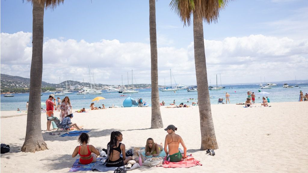 turistas playas calvia