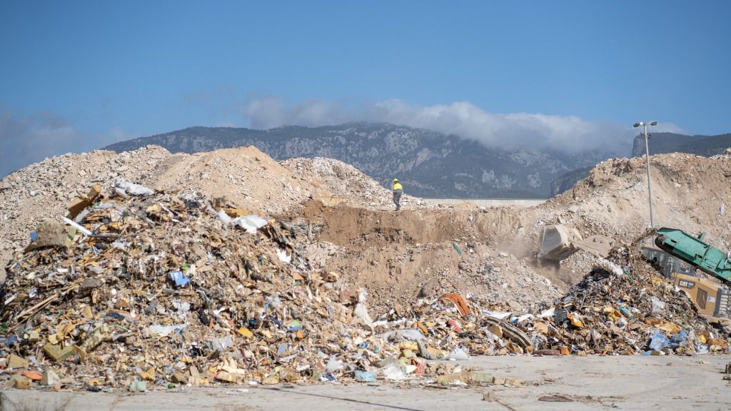 Montaña de residous