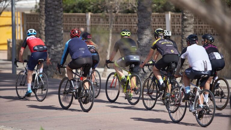 playa de palma ciclistas