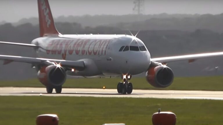 easyjet