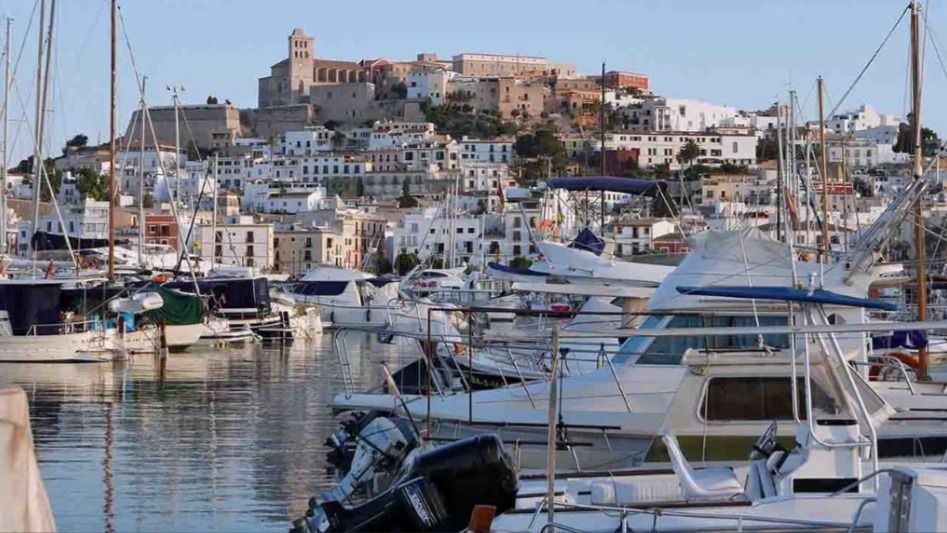 club nautico ibiza