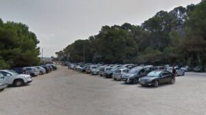 cala llombards aparcamiento