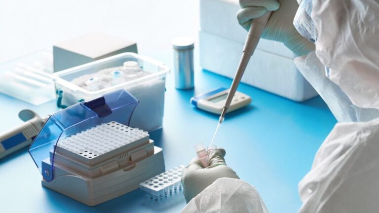 coronavirus laboratorio