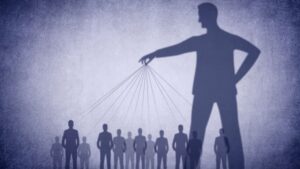 gente marionetas manipulacion