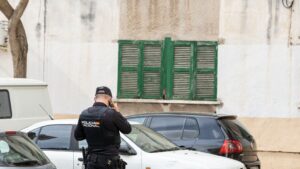 Polic&iacute;a Nacional en Son Goleu