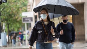 lluvia-paraguas-palma